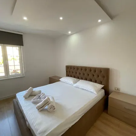 Appartamento Beige Tirana