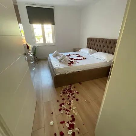 Appartamento Beige Tirana